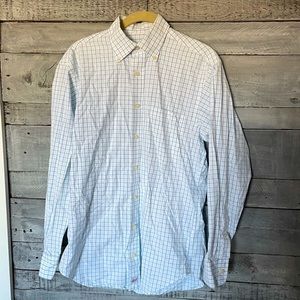 Vineyard Vines Men’s Button Up Shirt, size S